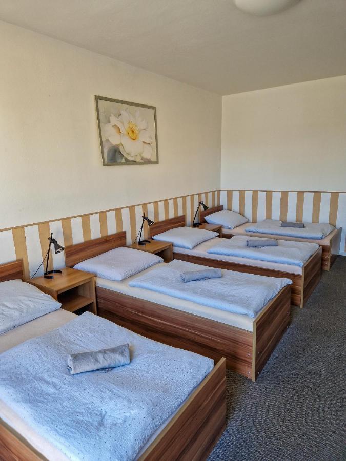 Hotel Ned Hockey Nymburk Exteriör bild